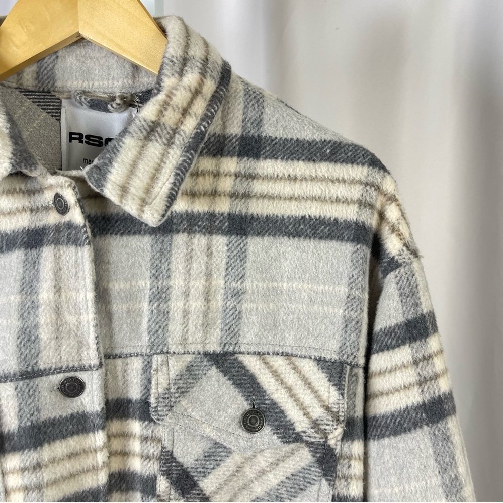 RSQ Medium Plaid Soft Fleece Shacket Cabin Fireside Woodsy Chore Barn Camp - Picture 11 of 11